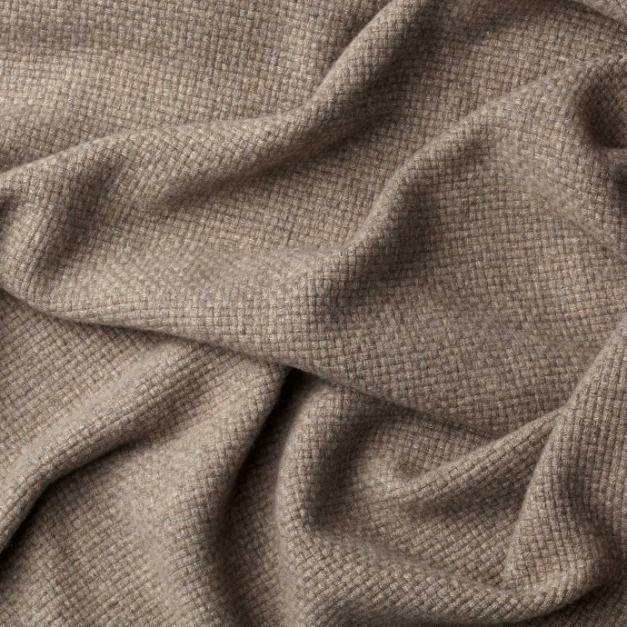 WRPlaid-Plush_crumpled-detail_HR